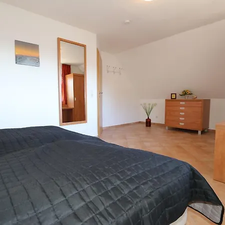 Ferienwohnung 03 Am Selliner See Appartement *