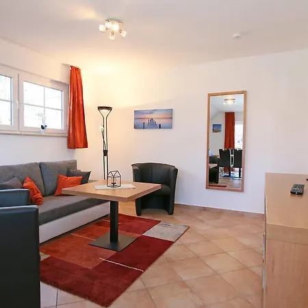 Ferienwohnung 03 Am Selliner See Appartement