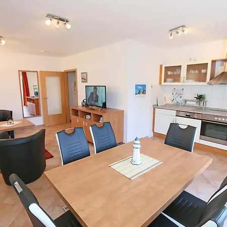 Ferienwohnung 03 Am Selliner See *